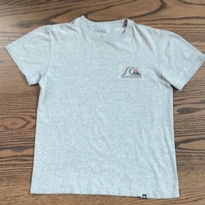 Quicksilver tshirt